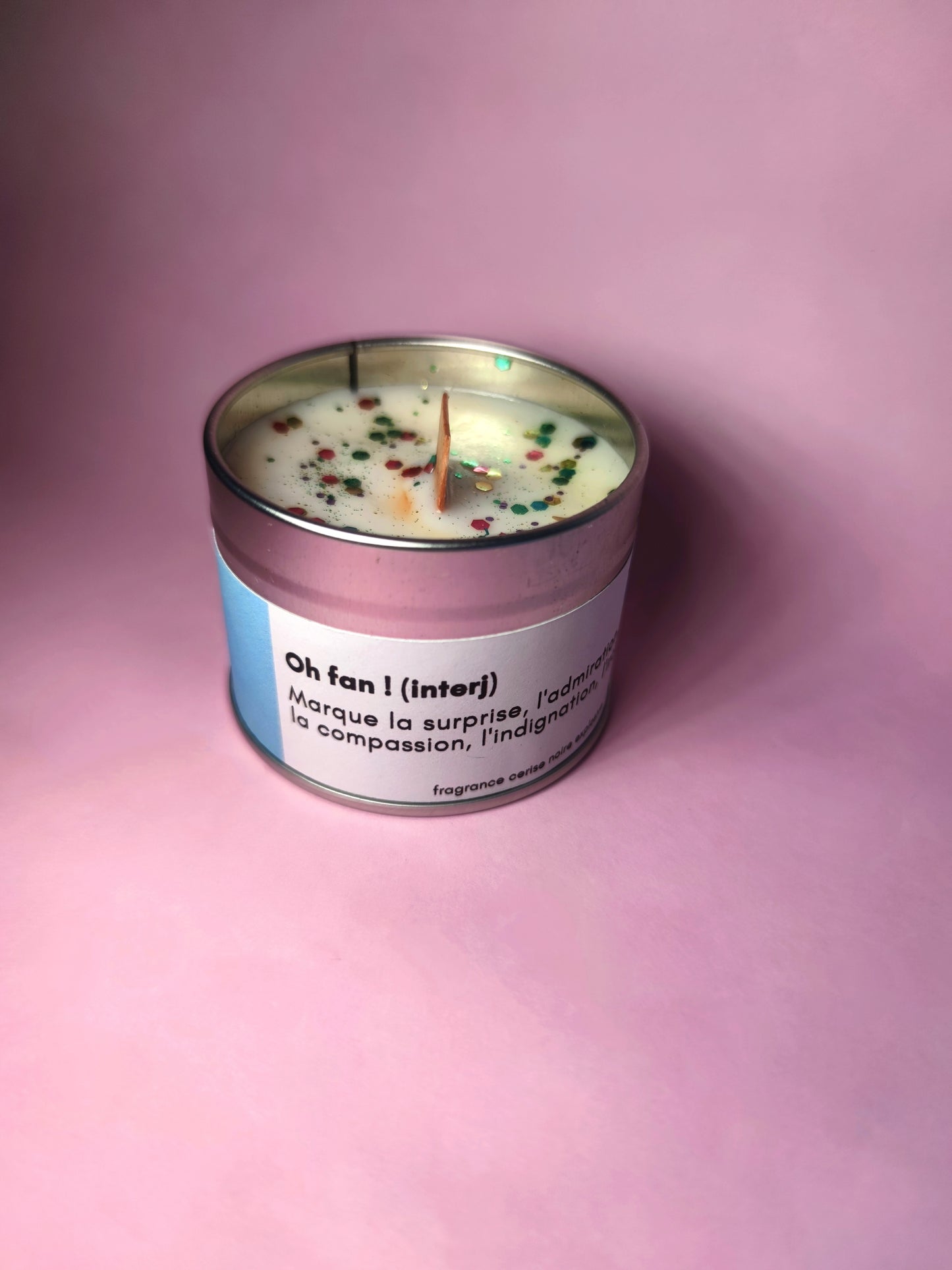BOUGIE OH FAN ! - PARFUMÉE CERISE NOIRE EXPLOSIVE - 90g